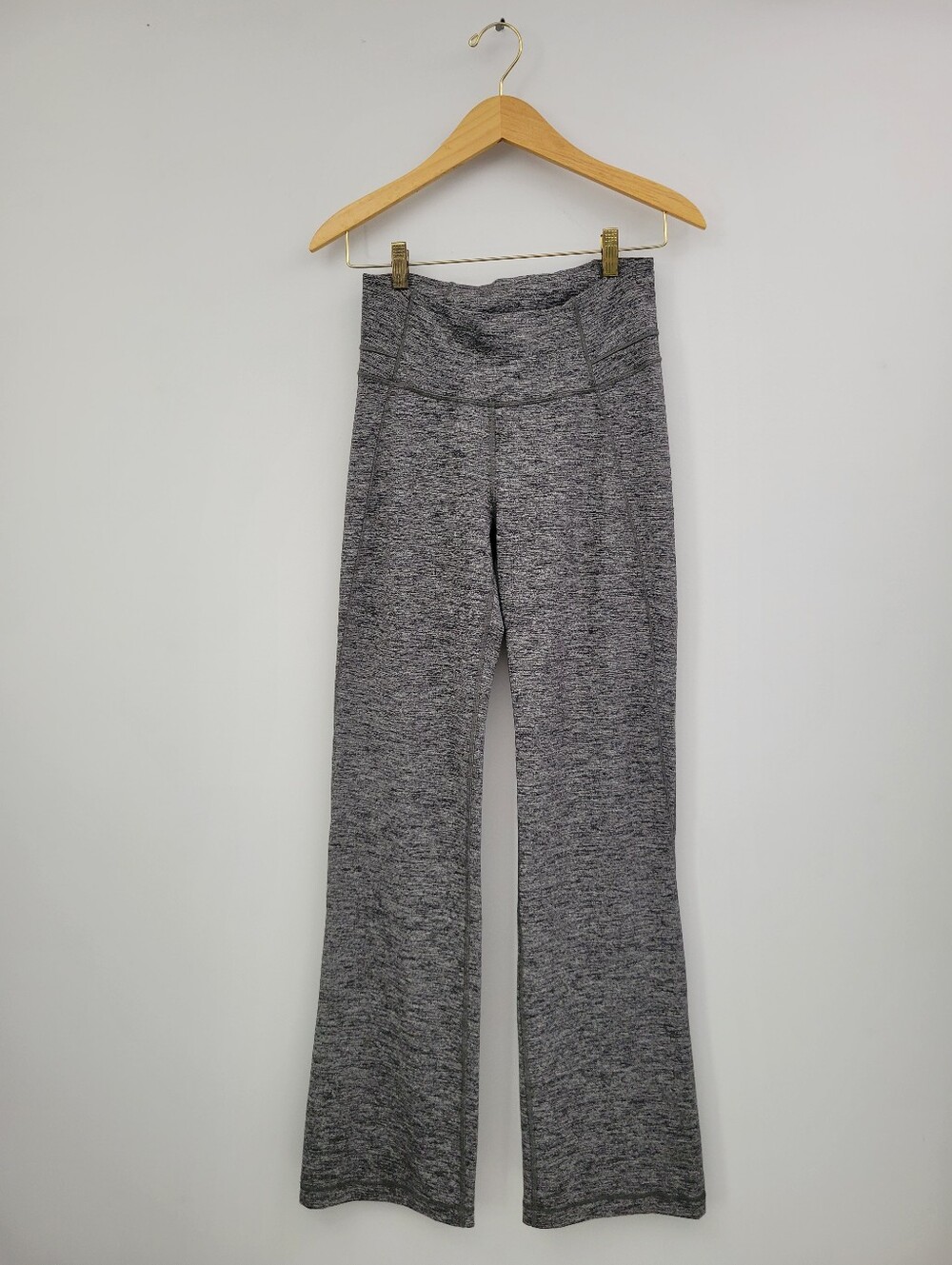 Lululemon Groove Pant Flare Leg Heathered Gray Sz 8
